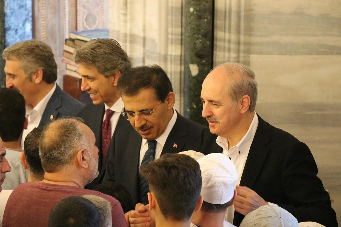 "Bayram kırgınlıkların unutulduğu günlerdir"